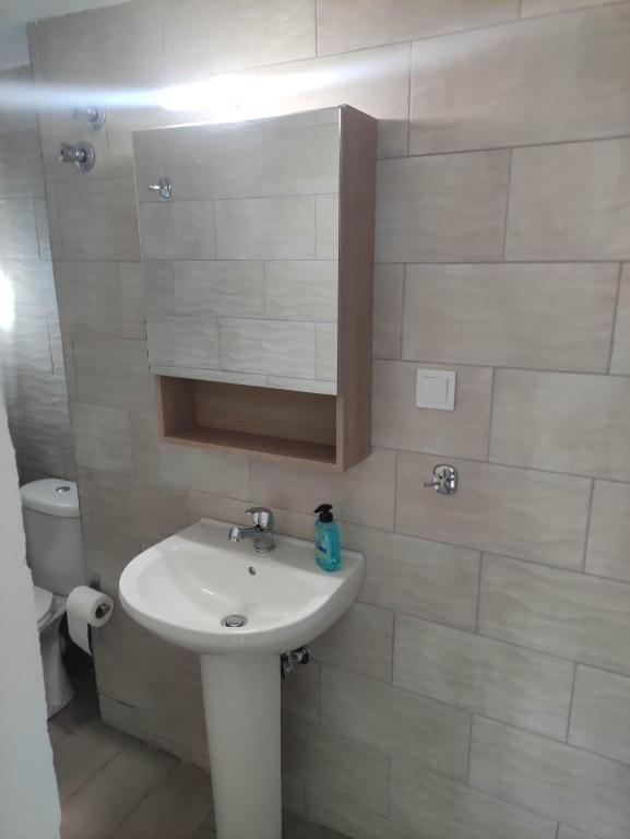 Koupelna v ubytování GCM 2 ROOMS kentro