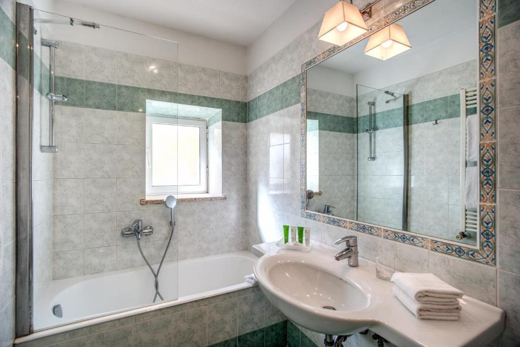 Hotel Napoleon - Resim 18