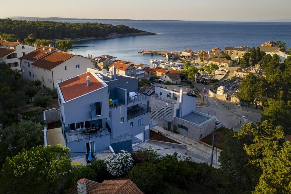 Apartment in Mali Losinj with sea view terrace, air conditioning WiFi