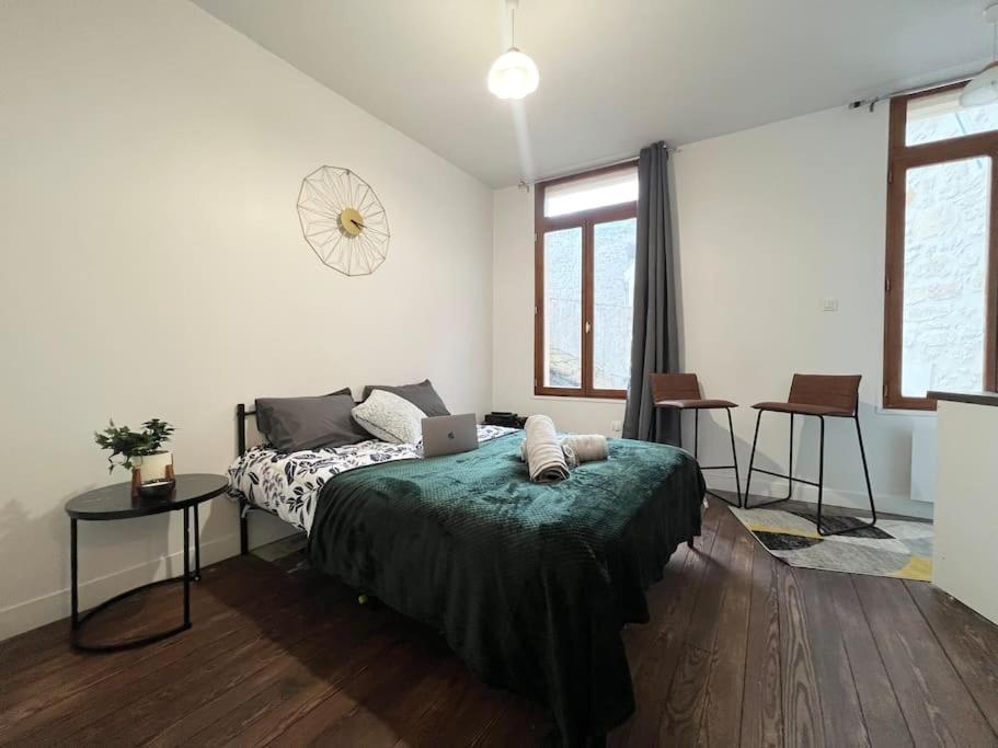 Le petit nid à 2 MIN gare / centre Meulan - Appartement Met één Slaapkamer