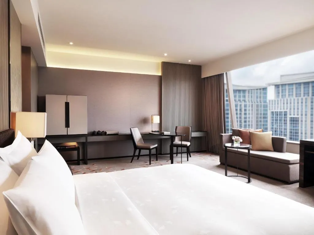 Premier Club – Club Lounge access