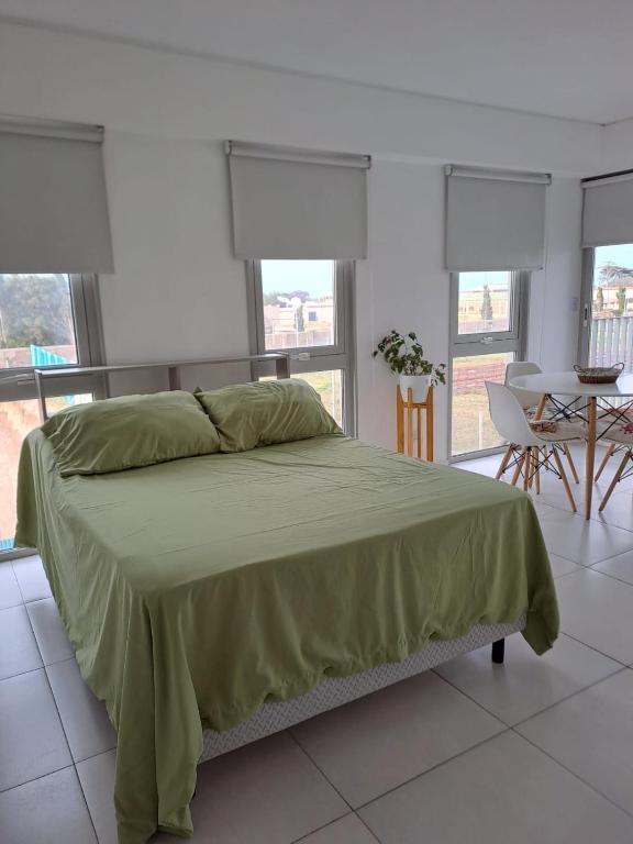 Monoambiente con cochera en Puerto Norte - Studio With Balcony