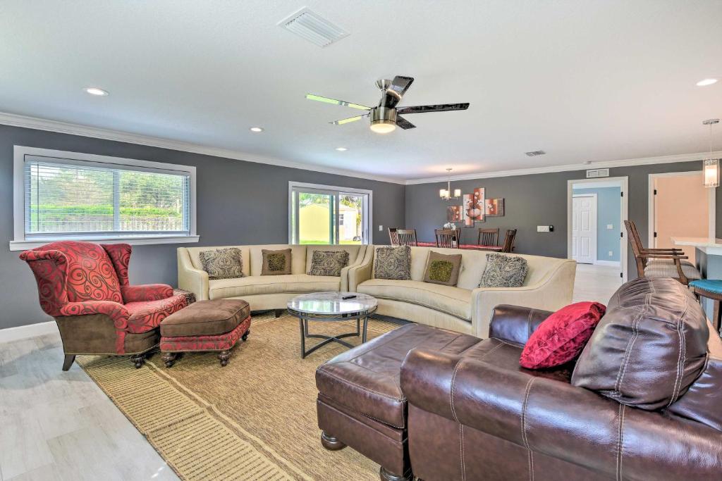 Bradenton Retreat with Yard 3 Mi to Downtown!, Bradenton (updated