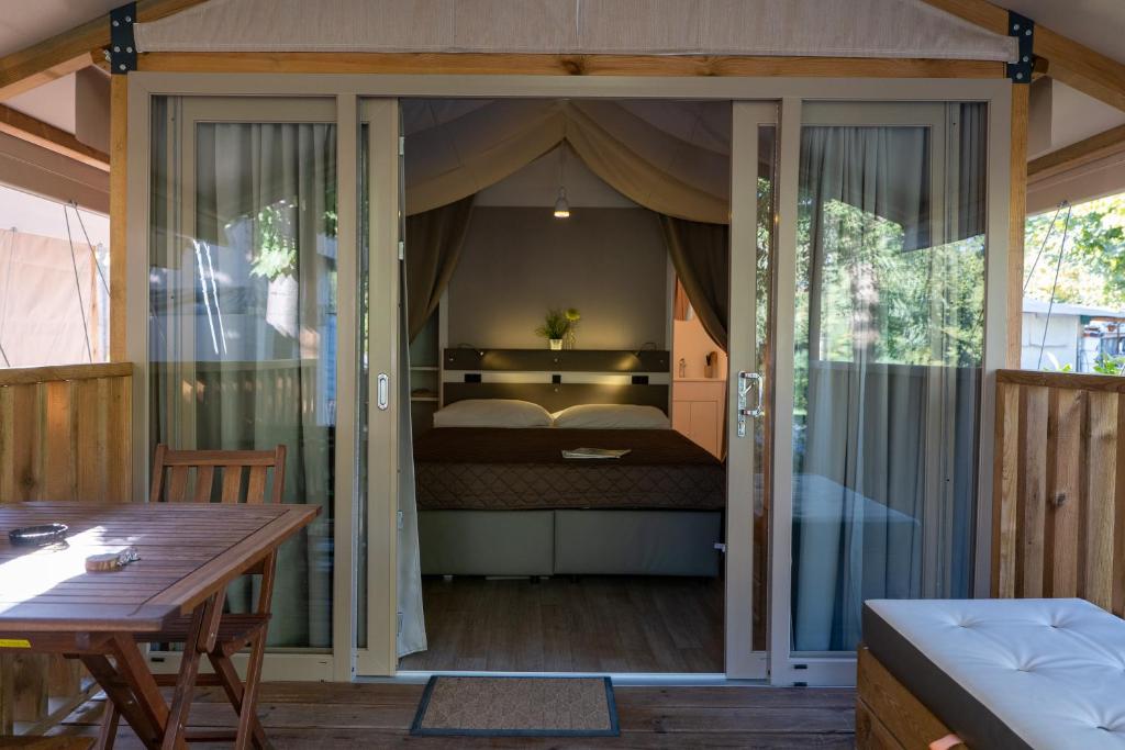 Fotografie z fotogalerie ubytování Camping Eden Glamping v destinaci Dormelletto
