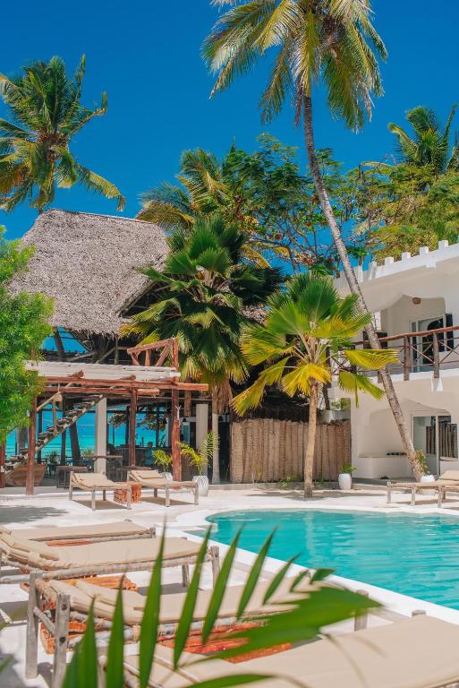 Bazén v ubytování Dhow Resort nebo v jeho okolí
