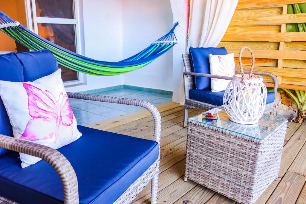 Ocean Point Beach Resort & Spa Adults Onlyにあるシーティングエリア