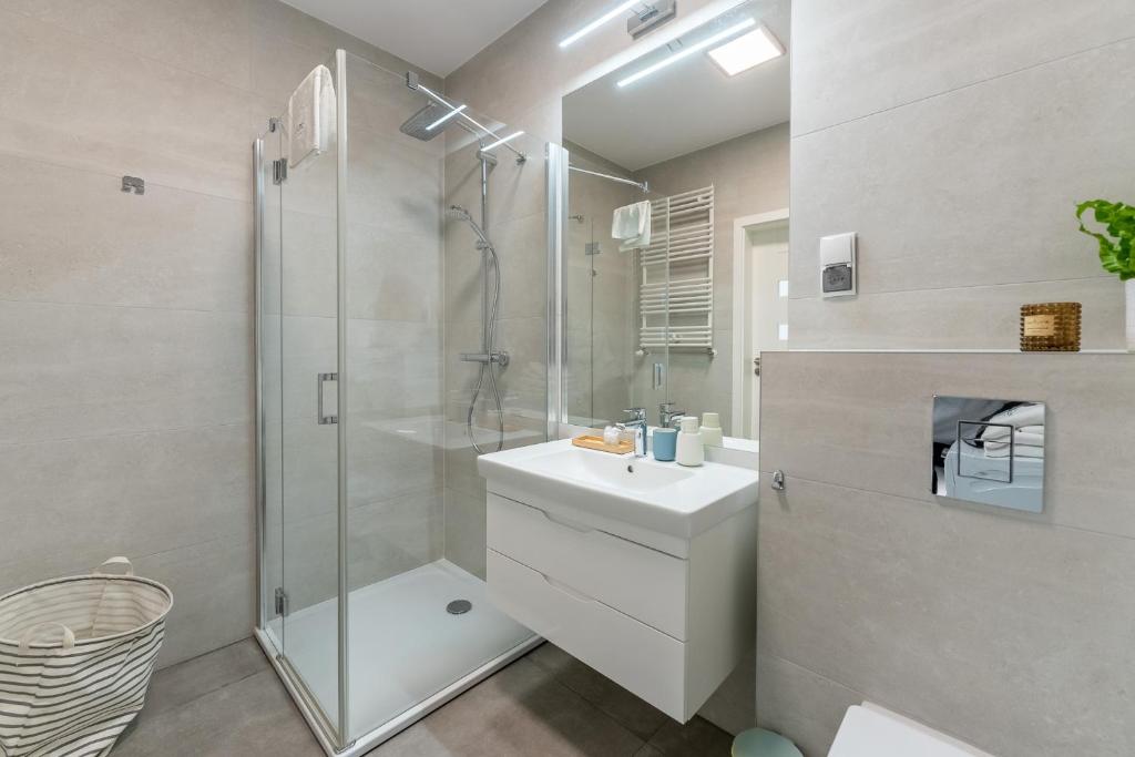 Łazienka w obiekcie Klif Apartamenty Nadmorskie Tarasy D601