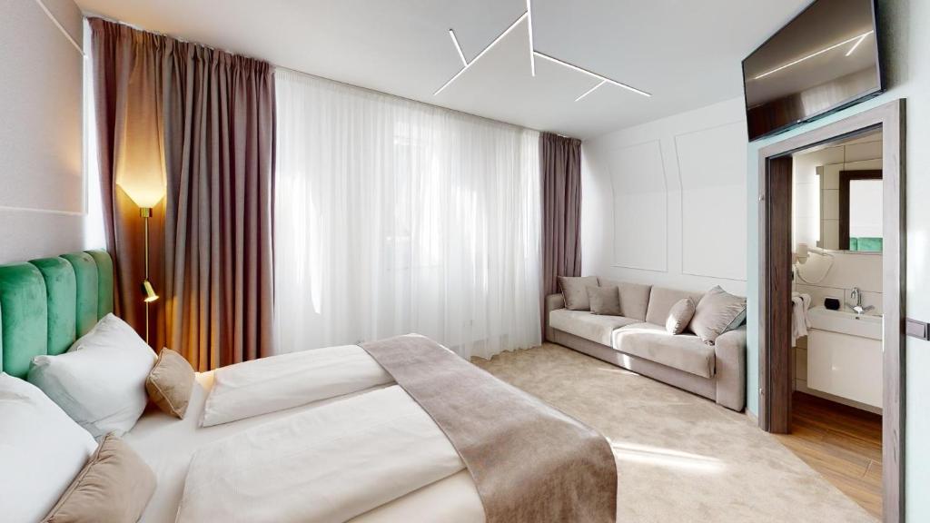 
Superior Quadruple Room
