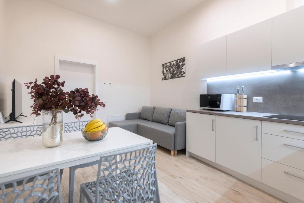 Kinsky Garden Apartments and Suites by Dwellfort - Resim 29