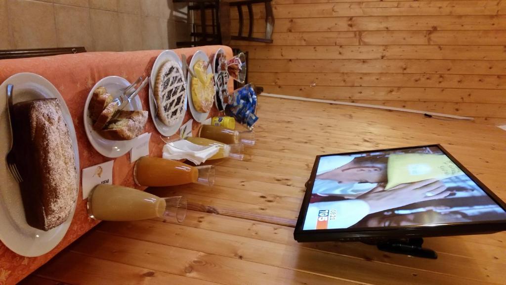 Jídlo v hotelu nebo okolí
