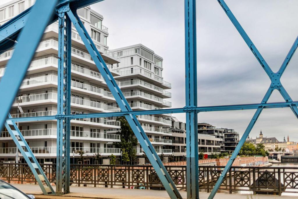 Budova, v ktorej sa apartmán nachádza