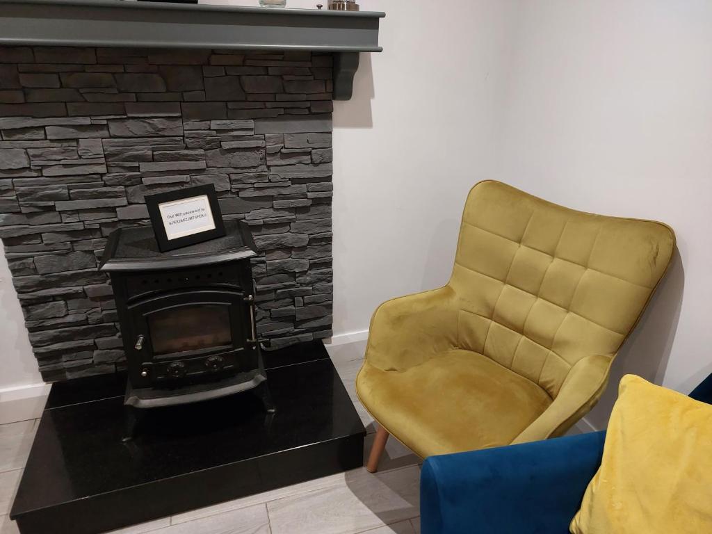 Posezení v ubytování Jack's Place Beautiful 3-Bed House Donegal