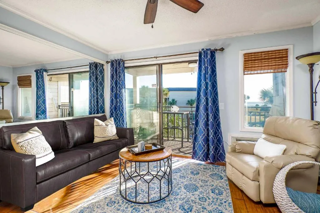Oceanfront Hilton Head Island Condo w/ Pool!