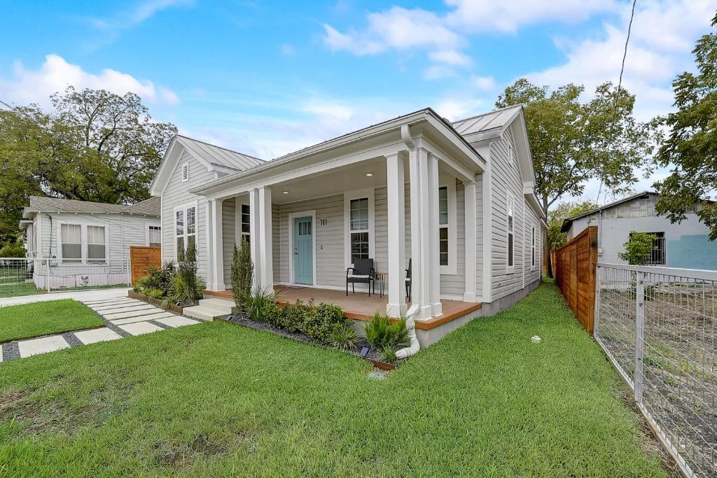 Southtown Chic, San Antonio (updated prices 2024)