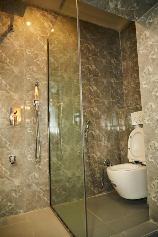 Koupelna v ubytování Mayfair Hotel Wuse2 Abuja