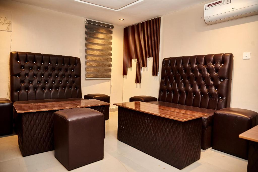 Posezení v ubytování Mayfair Hotel Wuse2 Abuja