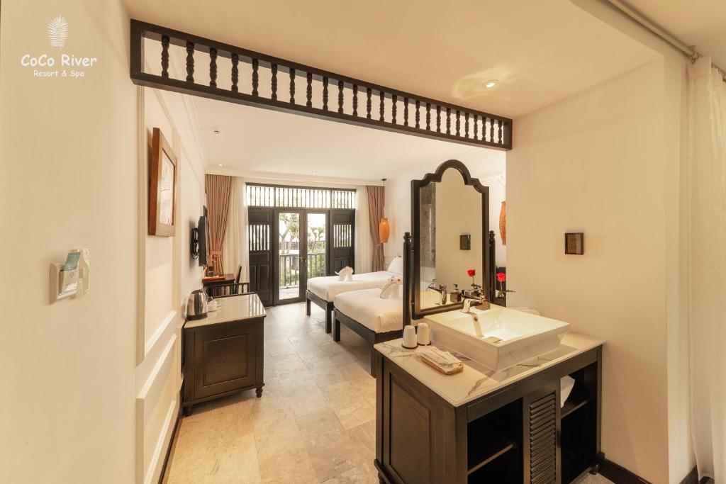 Hoi An Coco River Resort & Spa - 7