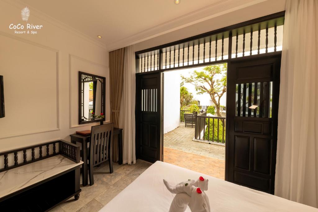 Hoi An Coco River Resort & Spa - 6