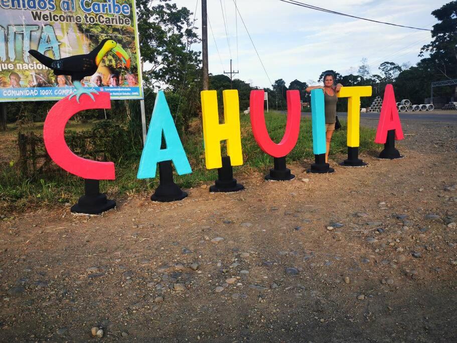 Certifikát, hodnocení, plakát nebo jiný dokument vystavený v ubytování CASA VERO CAHUITA, A 100 M. DEL PARQUE NACIONAL