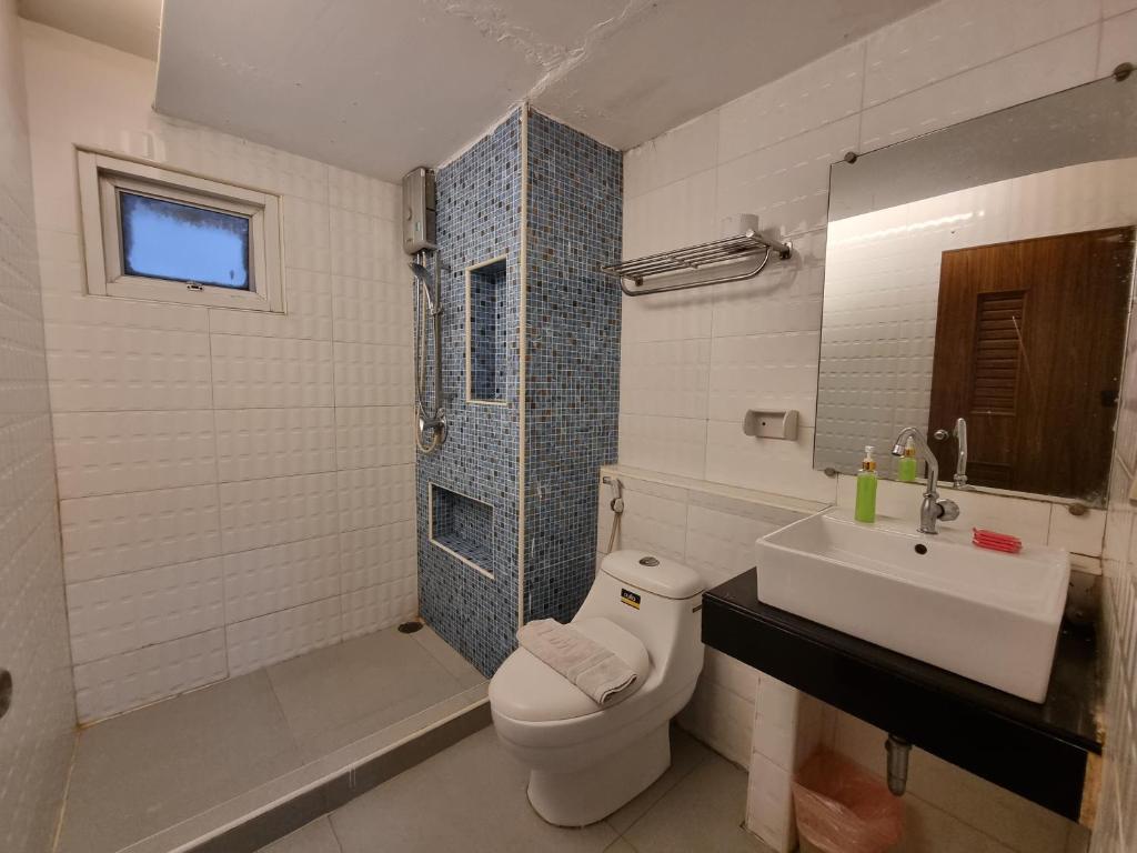 Cozi Inn Hotel, Bangkok - Resim 18