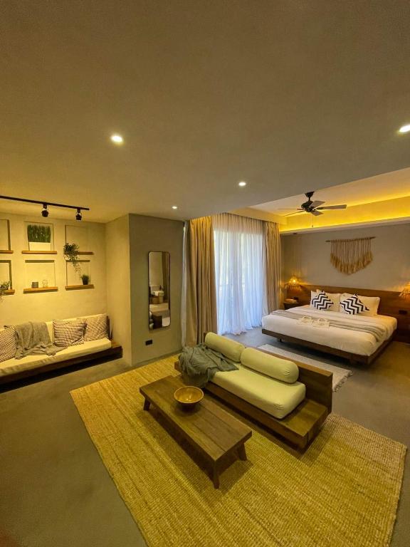 Uma cama ou camas num quarto em Isla Amara Resort