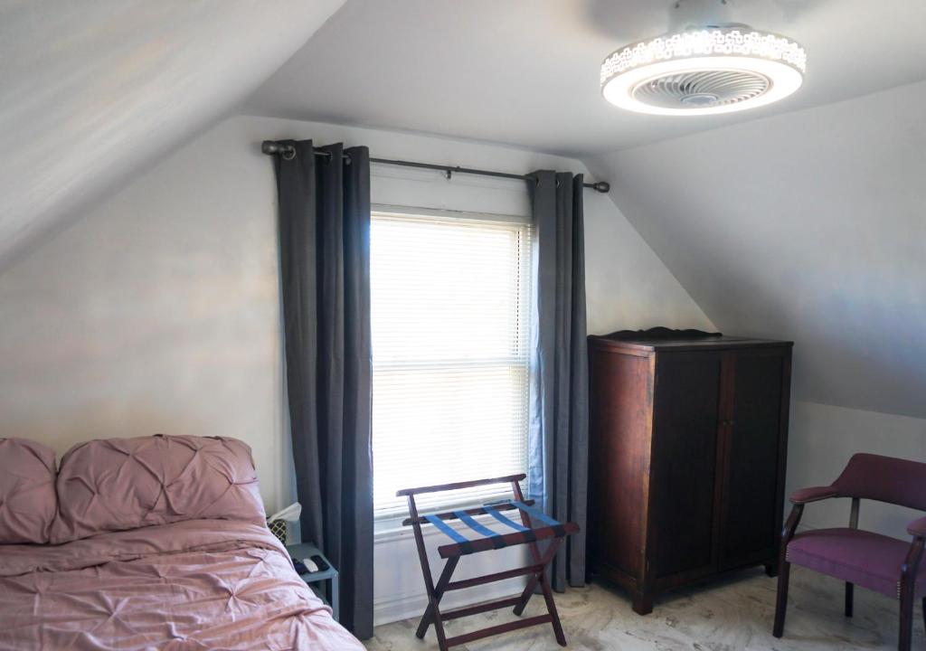 Lincoln Manor - Newly Renovated, 1mile from PHL Airport and Sports Stadiums - 一居室公寓，设施共享设施