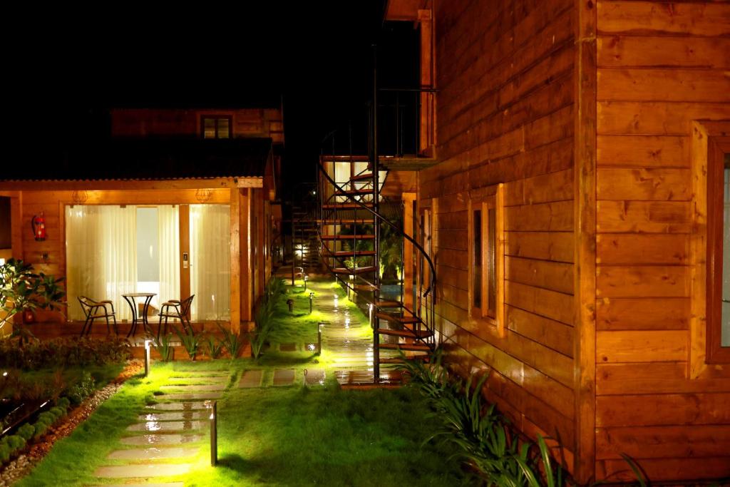 Zahrada ubytování Wooden ECR Sea Resort