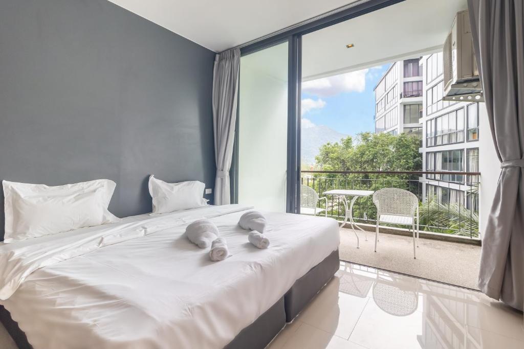 Icon park phuket condo - Estudio Con Mountain View