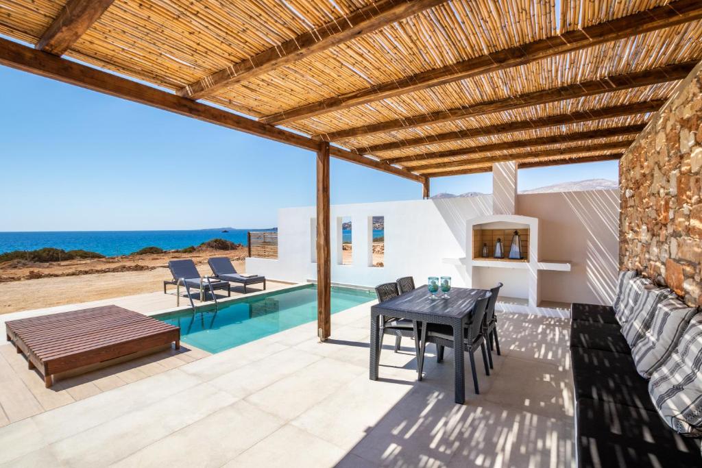 Bazén v ubytovaní Isanema Villas alebo v jeho blízkosti