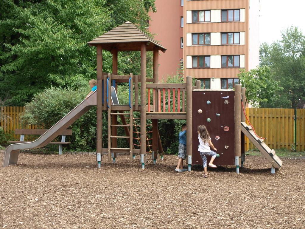 Herní místnost nebo prostor pro děti v ubytování Mini Hotel Akord