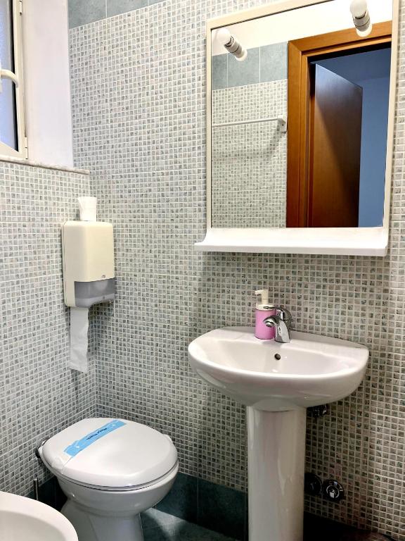 Hotel domus termini - Resim 33