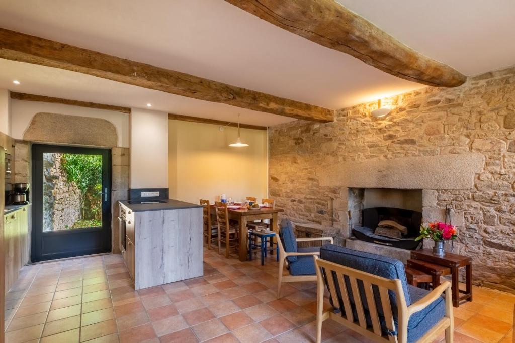 Kuchyňa alebo kuchynka v ubytovaní Gîte de l'Abbaye