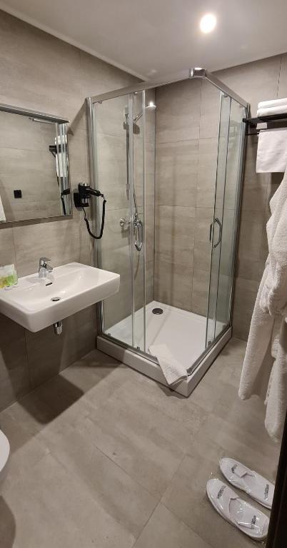 Koupelna v ubytování Bontiak Hotel