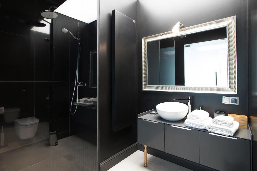 30th+ Floor Apartments in Sky Tower - 8