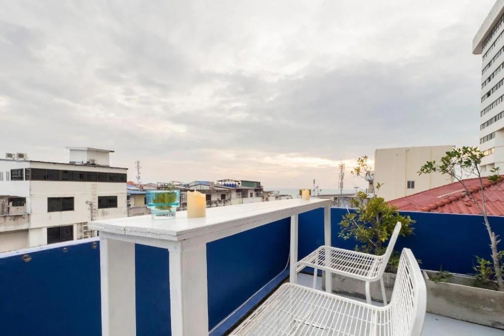 By Dee at Jomtien - Resim 15