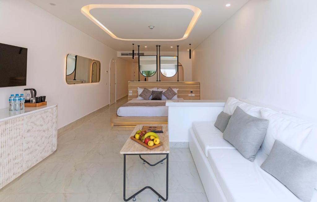 White Hills Resort - 17