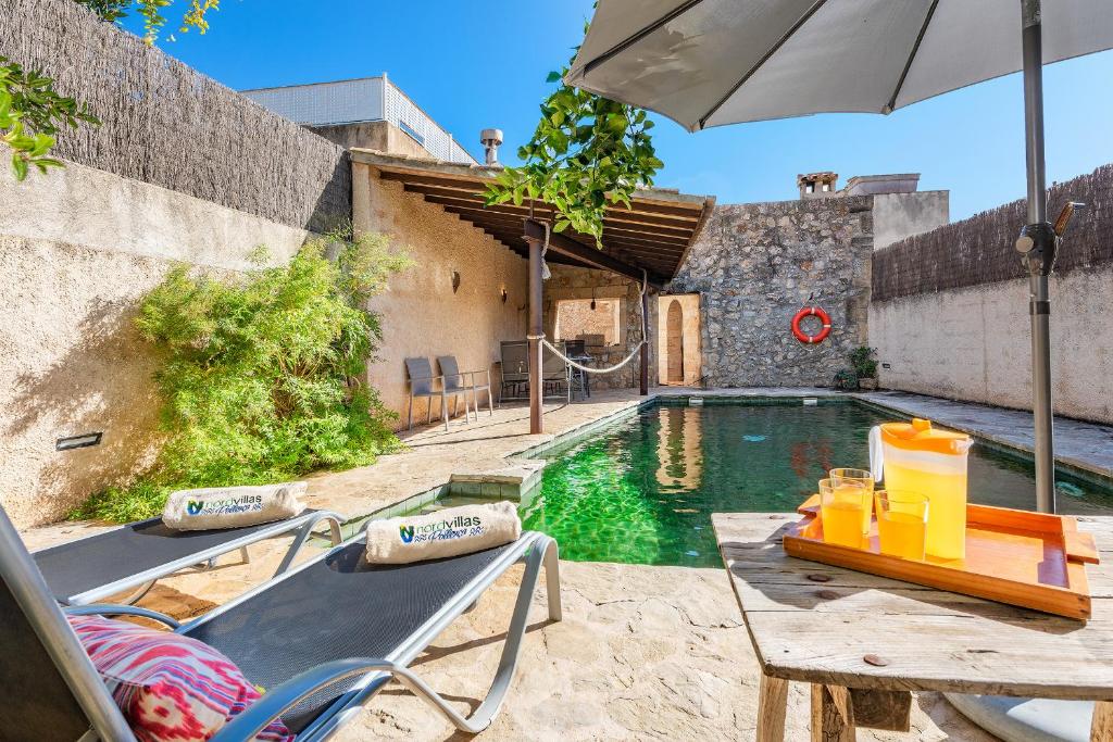 A patio or other outdoor area at Jesus