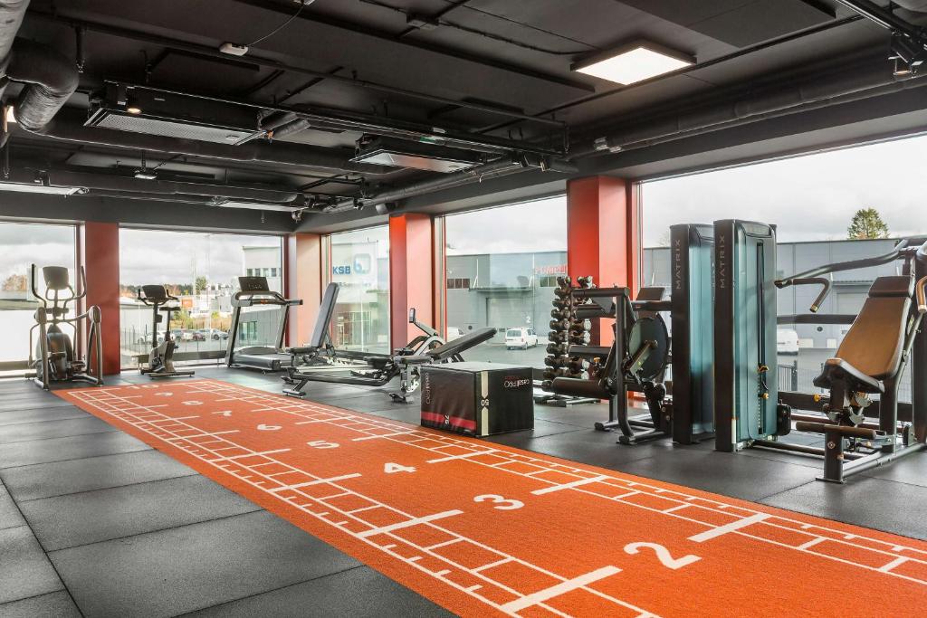 Fitness centrum a/nebo fitness zařízení v ubytování Best Western Plus Ten Hotel