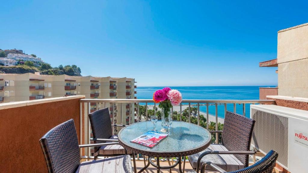 Apartamento Las Góndolas Playa Almuñécar by Ruralidays, Almuñécar