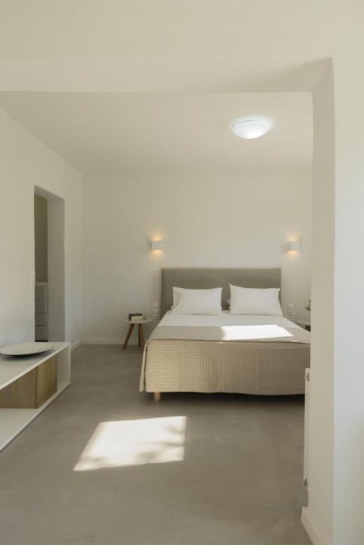 Posteľ alebo postele v izbe v ubytovaní Stunning Beachfront 3BR Villa that has it ALL!