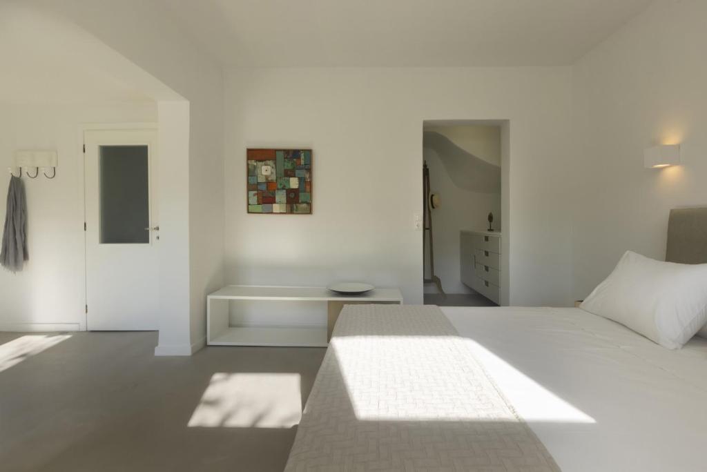 Posteľ alebo postele v izbe v ubytovaní Stunning Beachfront 3BR Villa that has it ALL!