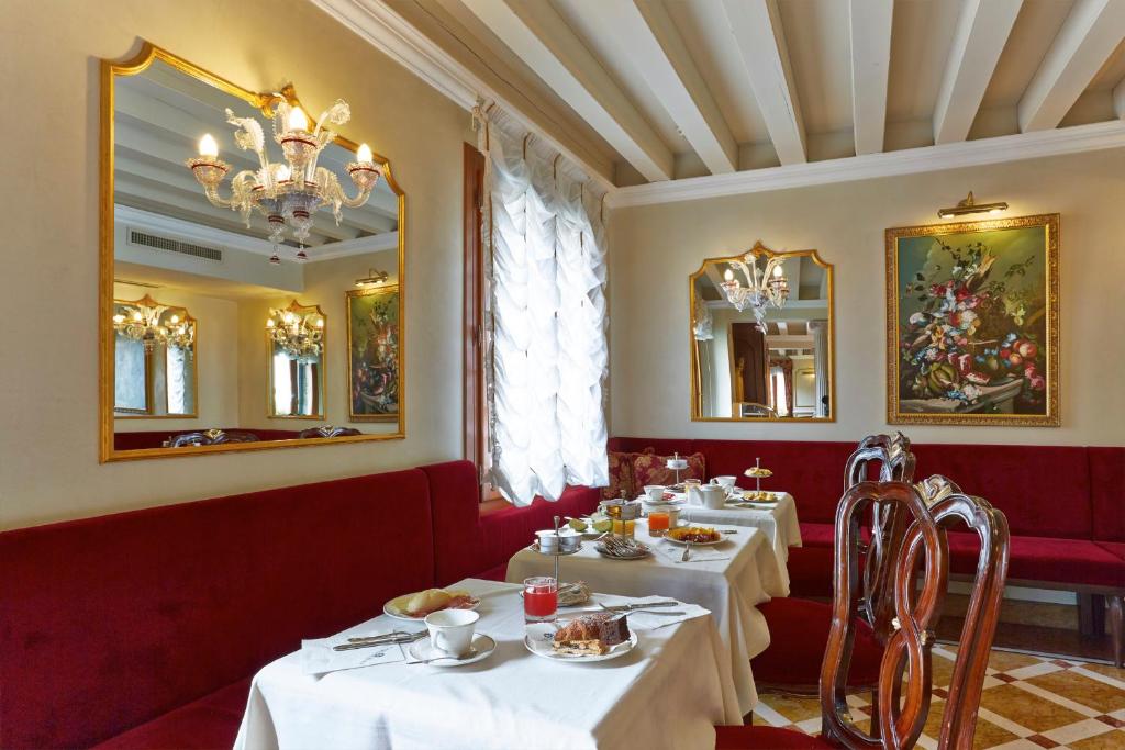 Restaurace v ubytování Canal Grande