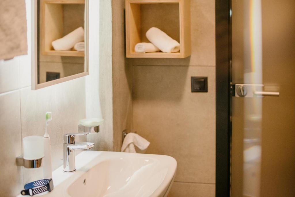 Cohort Koukaki - Resim 42