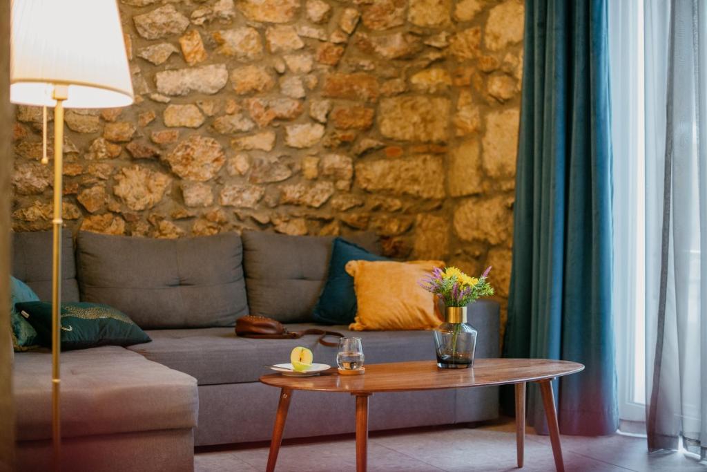 Cohort Koukaki - Resim 41