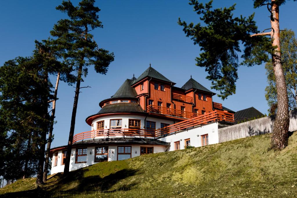 Budova, kde se hotel nachází