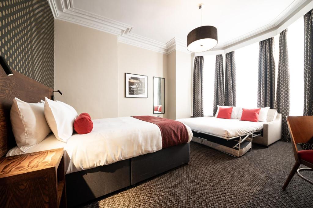 Miller & Carter Heaton Chapel by Innkeeper's Collection - Resim 6