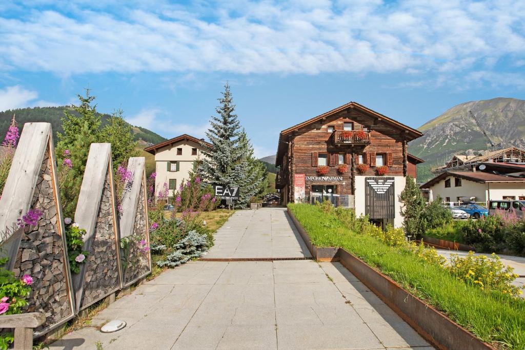 Appartamento Family Engadina Chalet, Livigno – Updated 2023 Prices