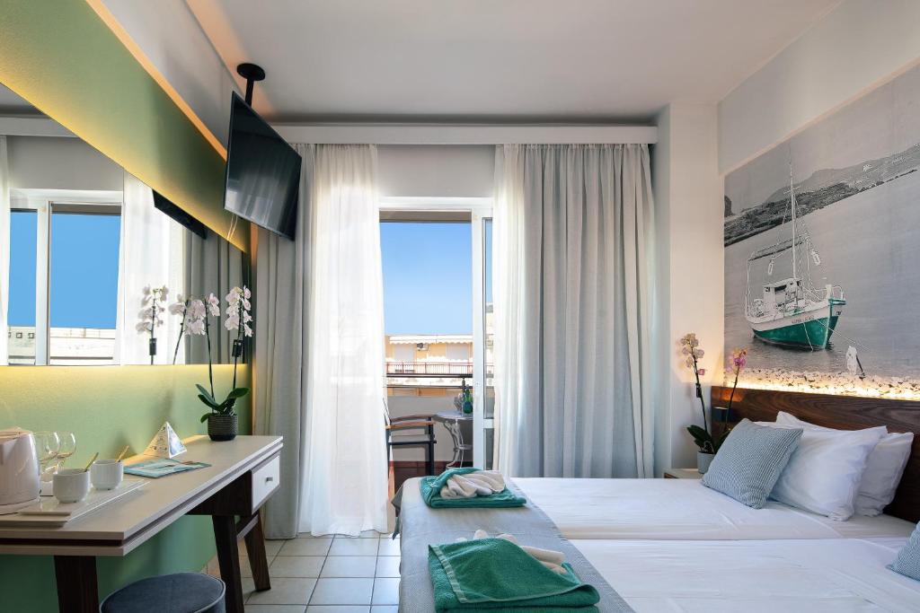 Atrium Ambiance Hotel - 14