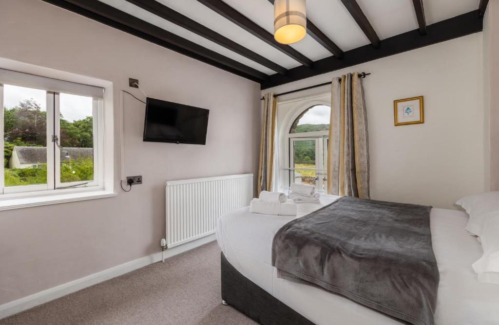 Bower House Inn - 