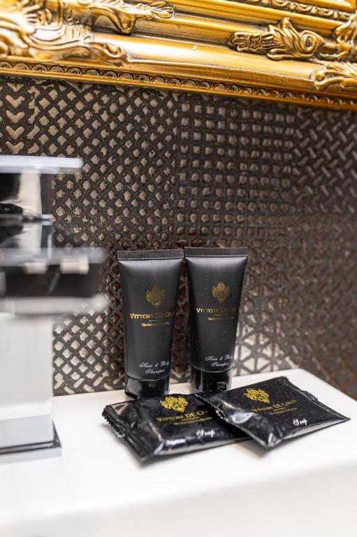 Zdjęcie z galerii obiektu Plebiscito Boutique Rooms w mieście Neapol